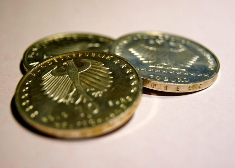 Top 5 Benefits of Choosing a Cash Management Account for Your Financial Needs