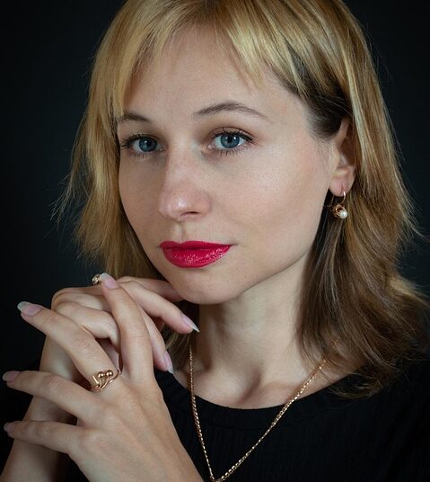 What Is the Average Credit Score by Age? Discover How Yours Measures Up