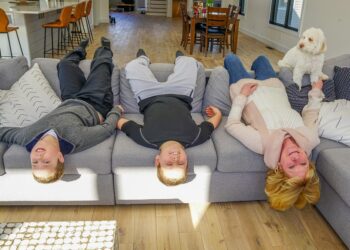 10 Essential Frugal Living Tips for Families: Save Big Without Sacrificing Happiness