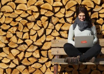 10 Proven Ways Digital Nomads Can Create Passive Income Streams