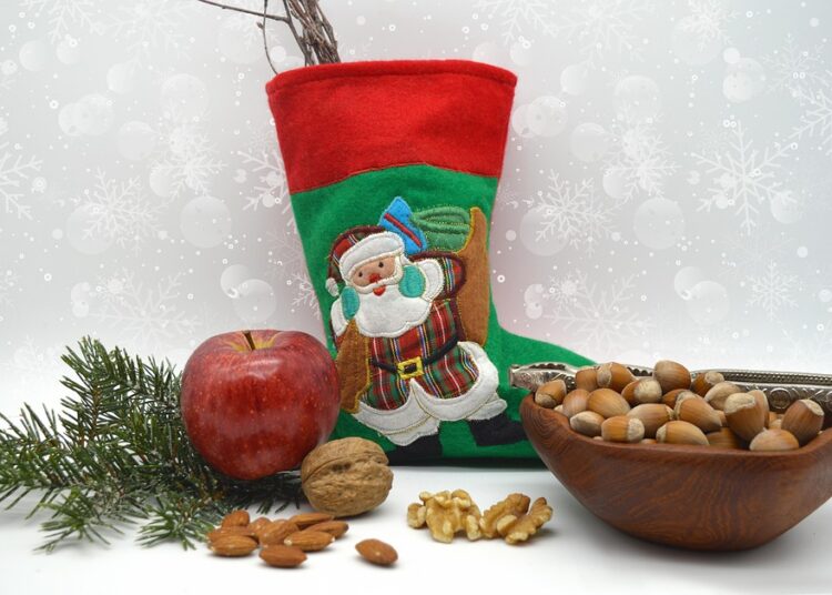 5 Key Benefits of Using a Custodial Account for Your Child’s Stock Investment 5 Key Benefits of Using a Custodial Account for Your Child’s Stock Investment