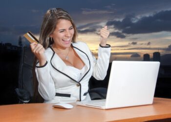 5 Key Differences Between Personal and Business Credit Scores: What Every Business Owner Needs to Know