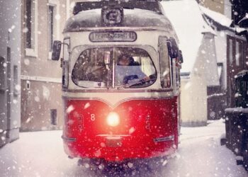 5 Reasons Why a Notary Public Side Hustle Could Be Your Next Best Move