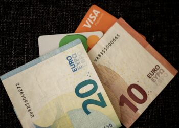 5 Surprising Ways Rental Payments Impact Your Credit Score