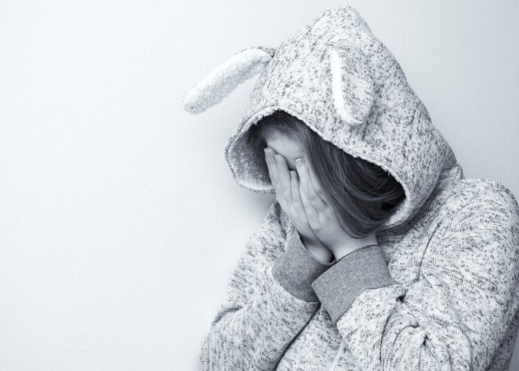 5 Ways Loss Aversion Impacts Your Decision-Making: Are You Losing More Than You Think?