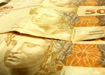 7 Effective Strategies to Stop Wage Garnishment for Good