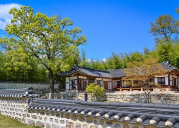 7 Essential Tips on How to Find the Balance in Frugality Without Feeling Deprived