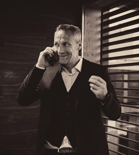 7 Proven Strategies to Negotiate a Higher Salary Without Burning Bridges