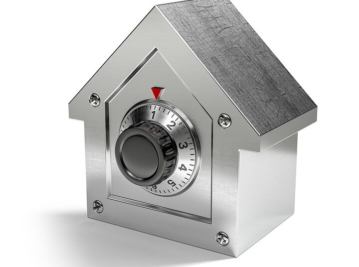 7 Reasons Why You Should Consider Using a Safe Deposit Box Today 7 Reasons Why You Should Consider Using a Safe Deposit Box Today