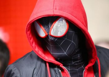 Are Robo-Advisors Right for You? Exploring the Key Pros and Cons