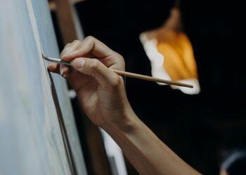 Are You Financially Strapped? Discover 5 Common Money Mistakes Artists Make