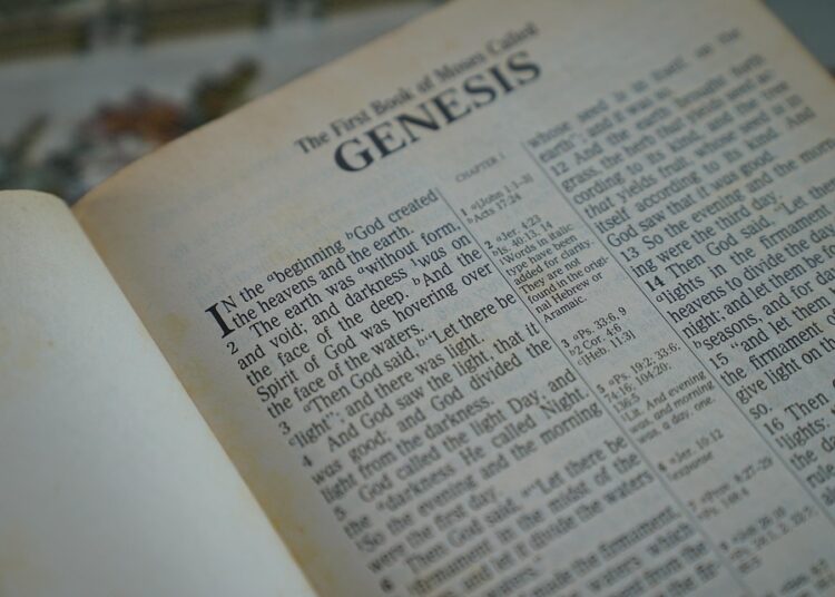 How to Build Your Wealth: Top Books Everyone Should Read