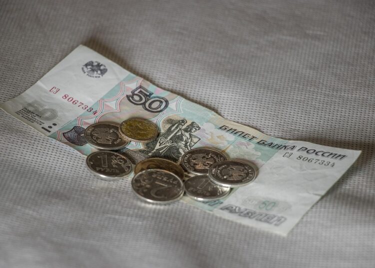 How to Cut Your Utility Bills: 5 Simple Tips You Can Implement Today How to Cut Your Utility Bills: 5 Simple Tips You Can Implement Today