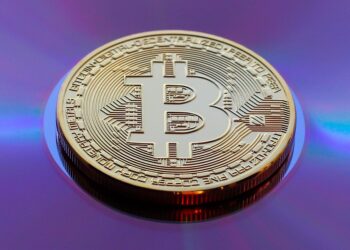 (Long-tail keyword: how to use blockchain for personal finances)