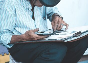 The Ultimate Guide to Sustainable Living: How to Cut Costs and Save the Planet