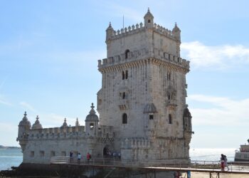 Top 7 FAQs Answered: What is a Loan Default and How Does It Affect Your Financial Future?