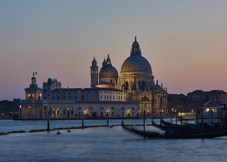 Why Skipping an Emergency Fund Could Cost You: Avoid These Common Pitfalls Why Skipping an Emergency Fund Could Cost You: Avoid These Common Pitfalls