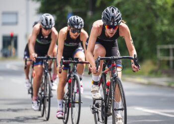 10 Reasons Why a Focus Group Side Hustle is the Perfect Opportunity for You