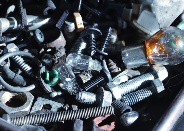 10 Signs You Have Money Clutter (And How to Declutter Your Finances)