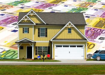 5 Surprising Ways Your Credit Score Affects Your Insurance Premiums