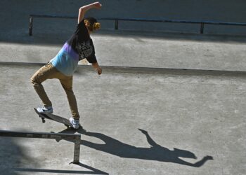 Are You Missing Out? 5 Pain Points in Mid-Term Financial Goal Setting to Avoid