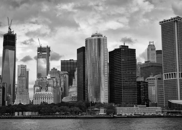 Are You on the Right Financial Path? Signs You Need to Track Your Progress Now