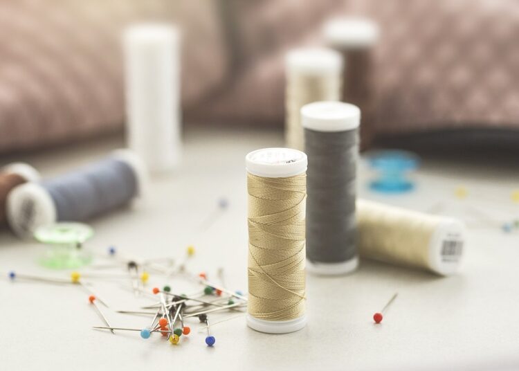 DIY Investing vs Robo-Advisors: Which One Can Help You Reach Your Financial Goals Faster?