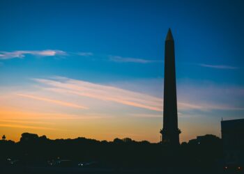 How to Set Specific Measurable Financial Goals: A Step-by-Step Guide for Beginners