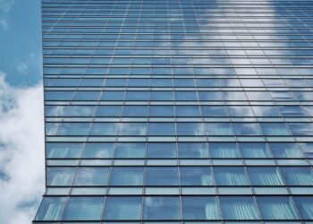 How to Transition from Frugalism to Minimalism: A Step-by-Step Guide