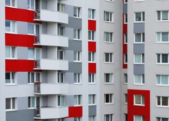 Top 10 Block Explorers: How to Navigate the Blockchain Like a Pro