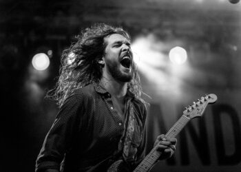 Top 7 Metrics to Analyze an ETF’s Performance Like a Pro