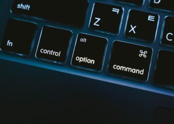 7 Key Pros and Cons of Debt Consolidation: Is It Right for You?