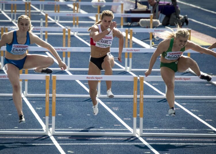 Are You Struggling with Bad Credit? Here’s How to Boost Your Score by 100 Points! Are You Struggling with Bad Credit? Here’s How to Boost Your Score by 100 Points!