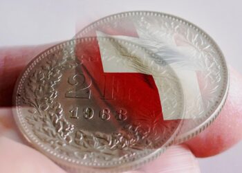 Are You Wasting Money? 5 Creative Ways to Cut Costs Without Noticing Are You Wasting Money? 5 Creative Ways to Cut Costs Without Noticing