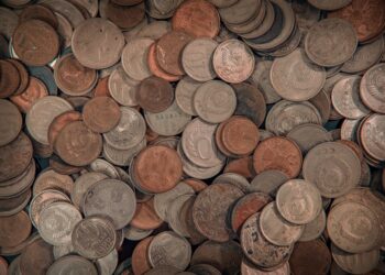 Are Your Kids Prepared for Financial Success? How to Teach Them to Set Money Goals