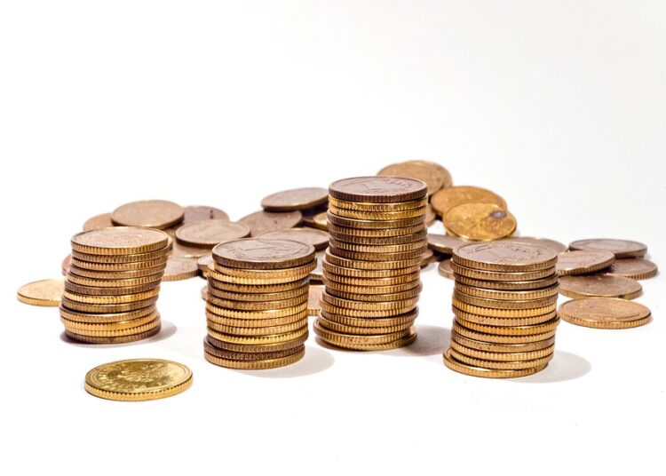 How to Make Extra Money: 7 Side Hustles That Fit into Your Busy Schedule