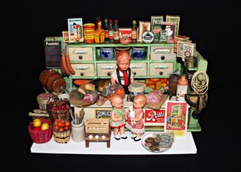 Is Retiring in Your 40s Possible? 5 Common Misconceptions Debunked Is Retiring in Your 40s Possible? 5 Common Misconceptions Debunked