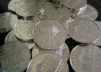 Is Your Investment Strategy Holding You Back? Top Signs You’re Missing Wealth Creation Opportunities