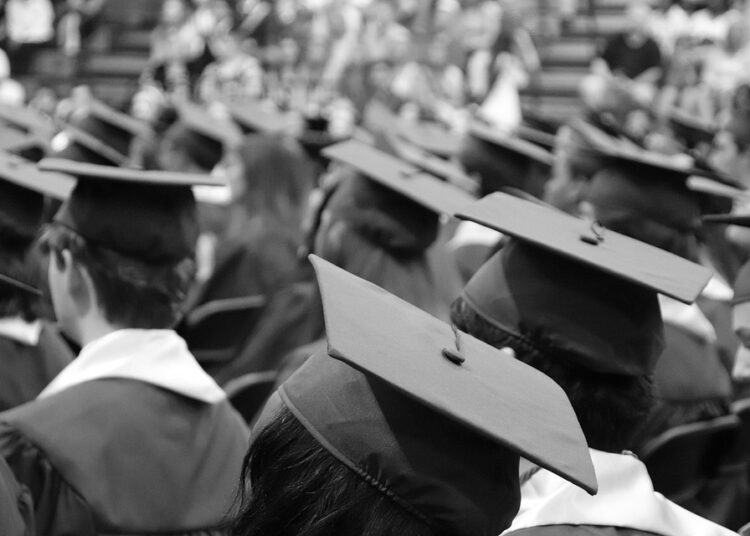 Mastering Your Finances: Step-by-Step Strategies for Recent Graduates Mastering Your Finances: Step-by-Step Strategies for Recent Graduates