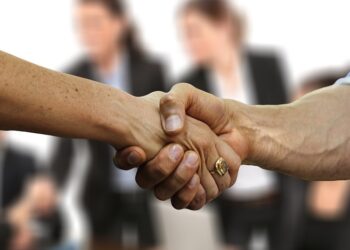 Setting Financial Goals with Your Partner: 5 Common Pitfalls and How to Avoid Them Setting Financial Goals with Your Partner: 5 Common Pitfalls and How to Avoid Them