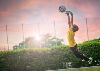 Struggling to Save? Discover 5 Pain Points and Proven Saving Goals Examples