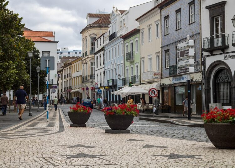 Struggling with a Thin Credit File? Here’s How to Strengthen Your Credit Score Fast